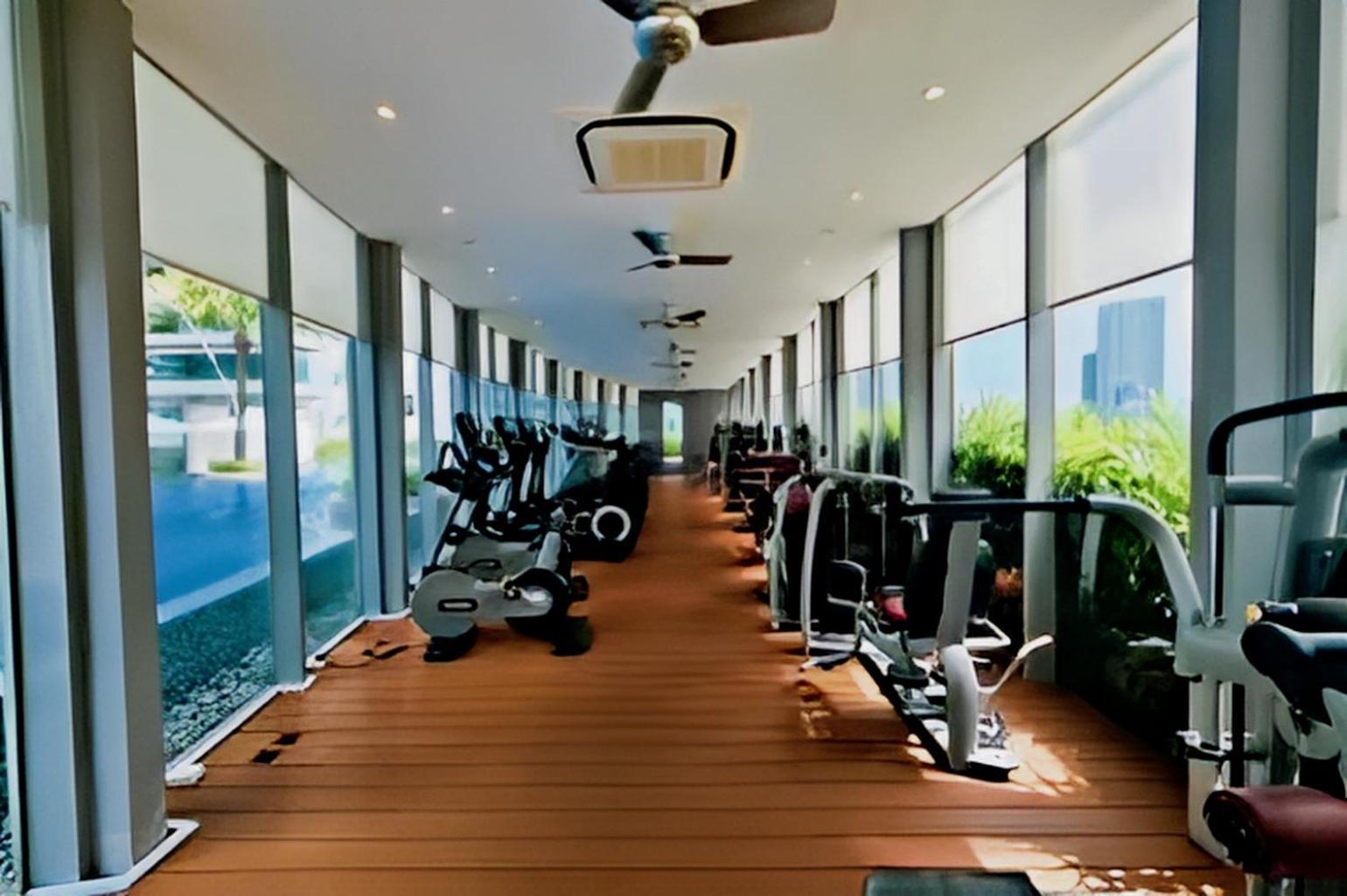 Vortex Hotel Suites Klcc At Kuala Lumpur City Center מראה חיצוני תמונה